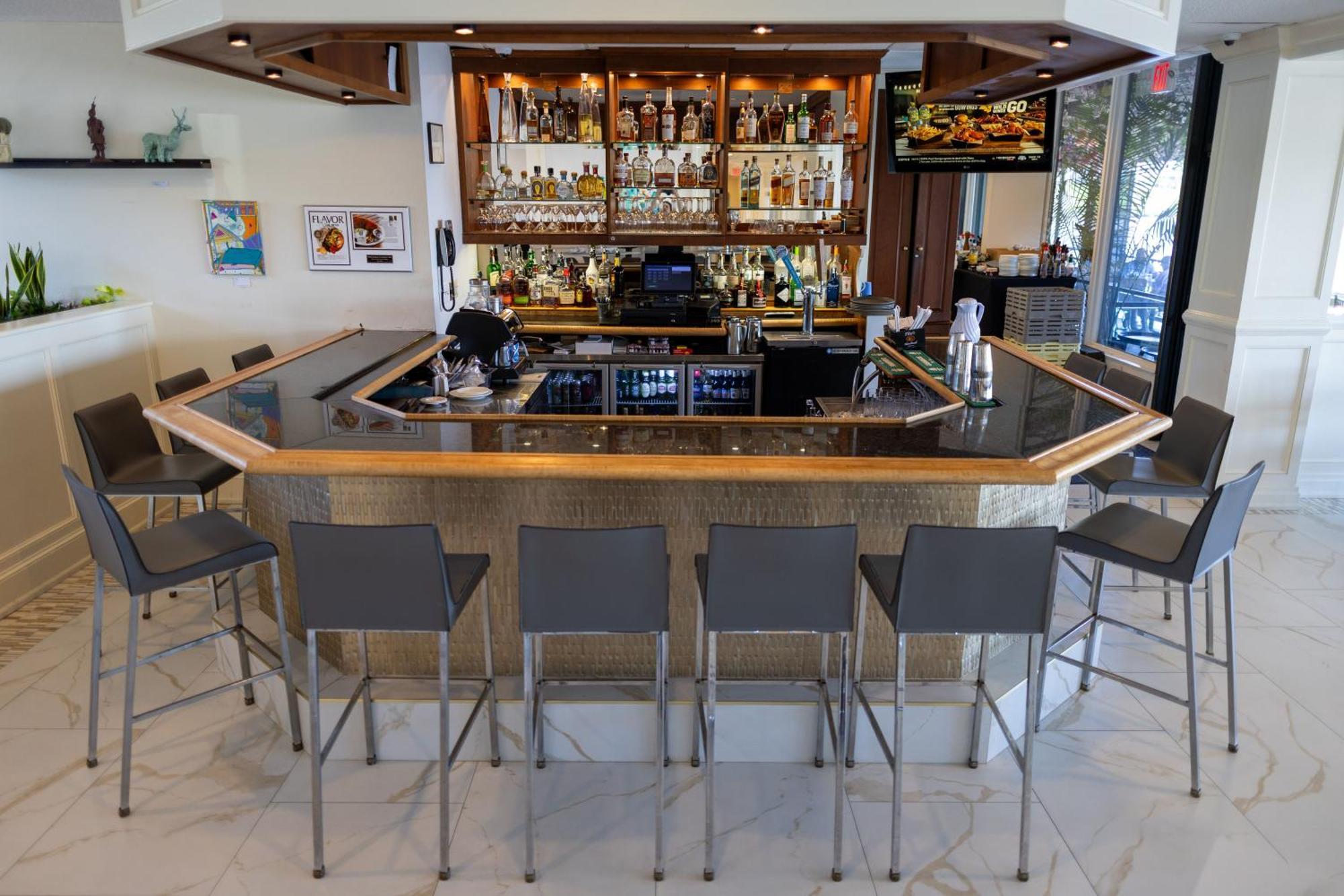 Oyster Point Hotel Red Bank Bagian luar foto